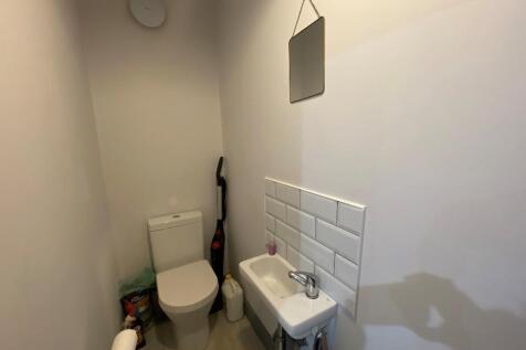 GF WC