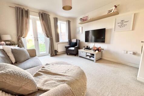 Lounge alt view