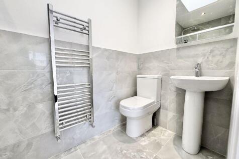 En-suite alt view