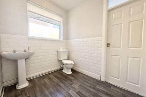 Bathroom alt view