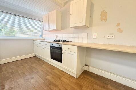 Kitchen alt view