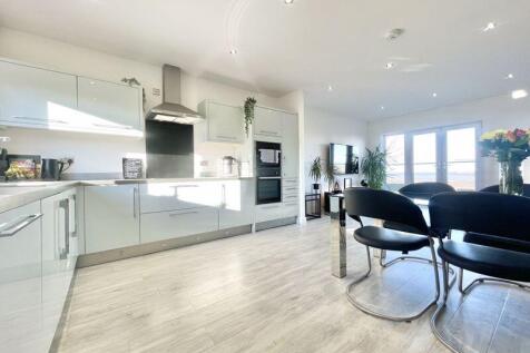 Kitchen Alt View
