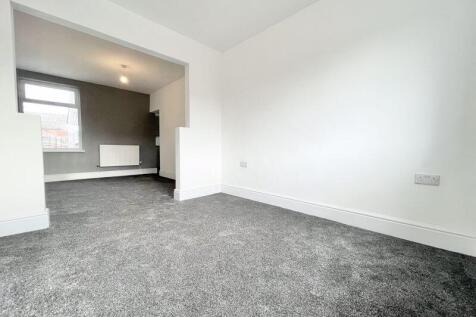 Living Room Alt View