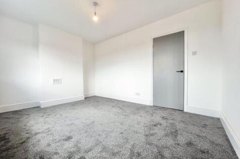 Bedroom 3 Alt View