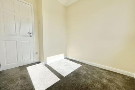 Bedroom 3 Alt View
