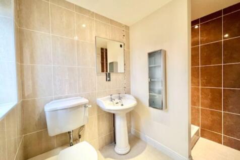En suite shower room bed 2 view 2