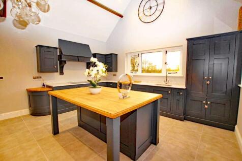 Breakfast kitchen view 2