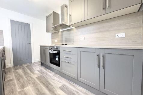 Kitchen alt view 2