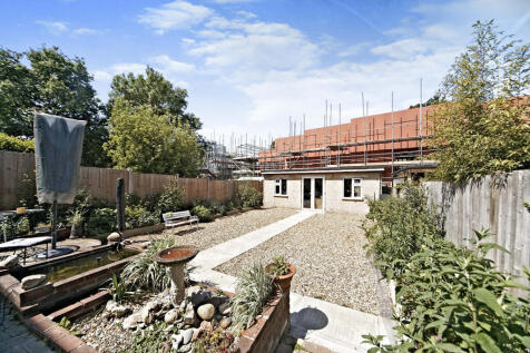 Garden Office Area