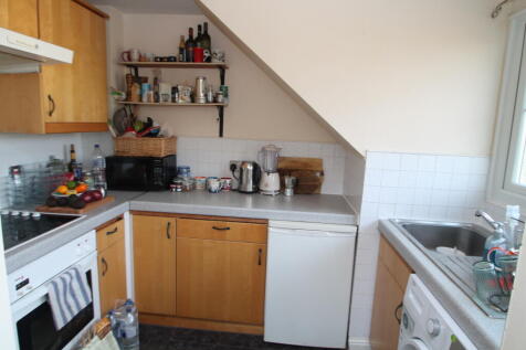 fitted kitchen