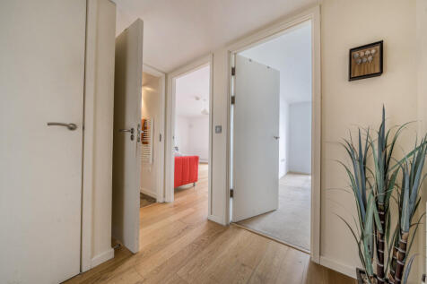 1356300-15-68d422...