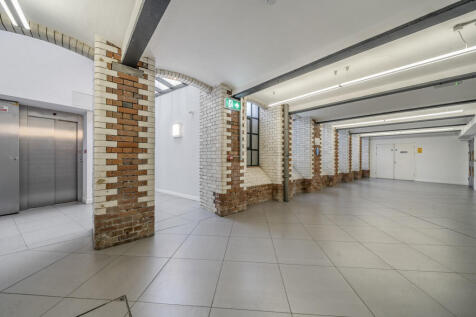 1356300-27-68d423...