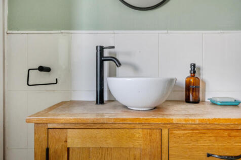 1358008-14-68df8a...