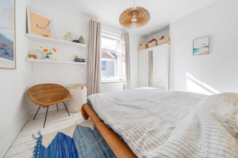 1358008-18-68df8b...