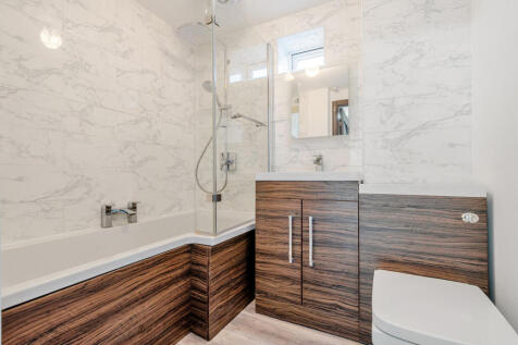 1373516-9-6901eba...