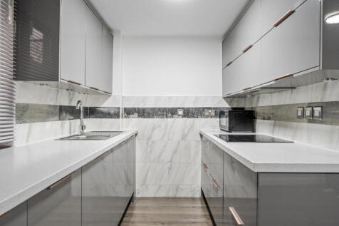 1373516-15-6901ec...