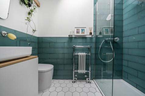 1382382-10-691c70...