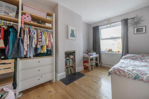 1382382-16-691c71...