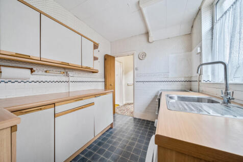 1385642-18-692709...