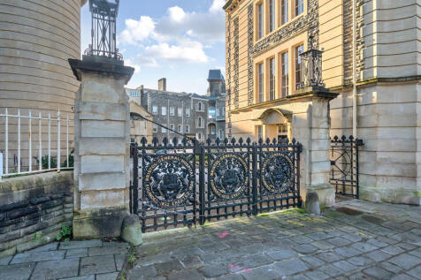 1393455-5-694541a...