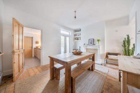 1400288-5-696768d...