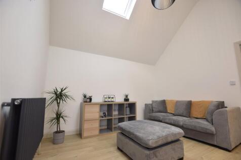 Living Room/Kitchen
