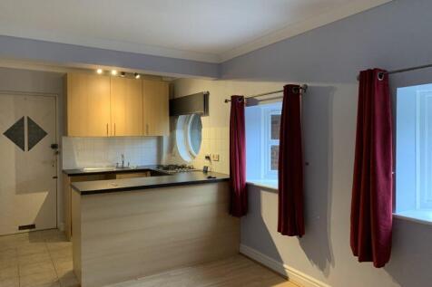 Lounge/Kitchen