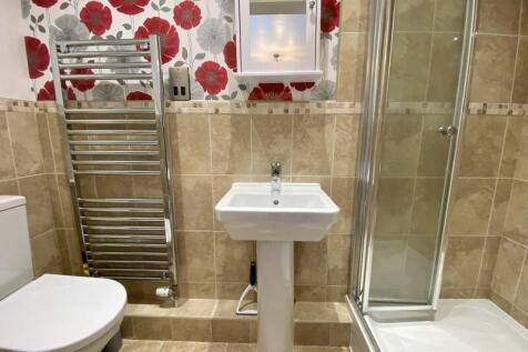 2nd En-suite