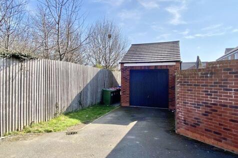 Driveway &amp; Garage