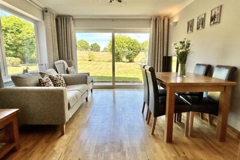 Dining/Family Room