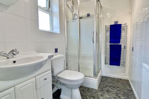 Master En-suite