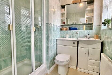 Master En-suite