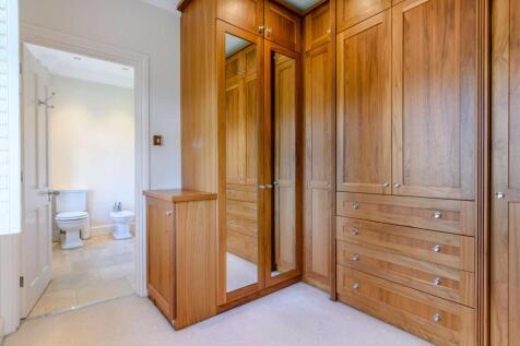 Dressing/Ensuite