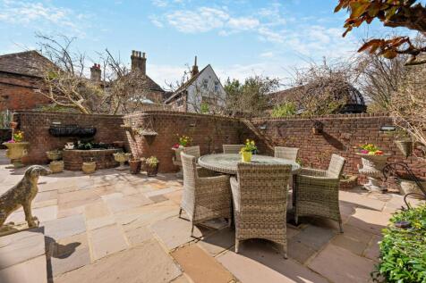 Walled Courtyard