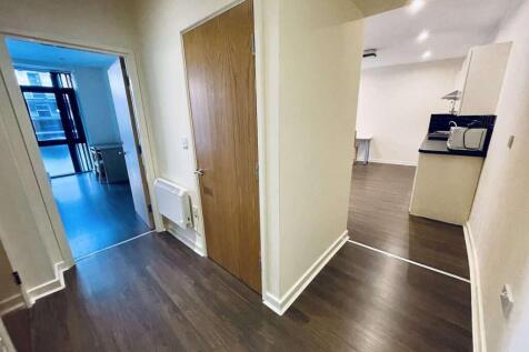 Flat_2a_Croft_Buildings