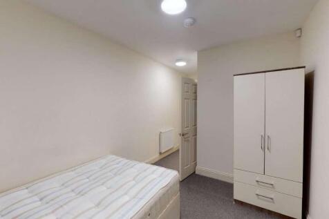 Flat_4_8_St_James_Row