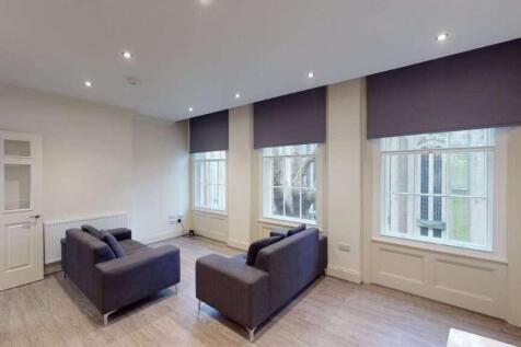 Flat_4_8_St_James_Row