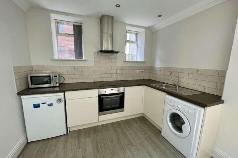 Flat_2_St_James_Row
