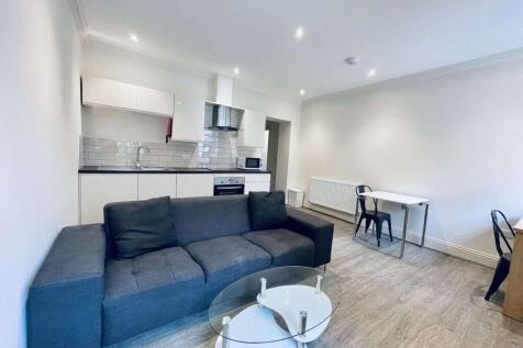 Flat_2_8_St_James_Row