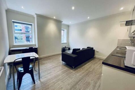 Flat_2_8_St_James_Row