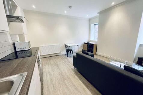 Flat_2_8_St_James_Row