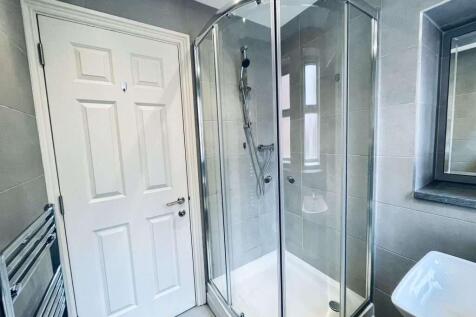 Flat_2_8_St_James_Row