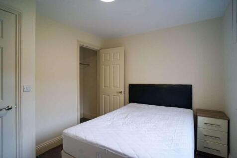 Flat_3_St_James_Row