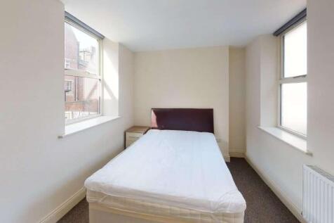 Flat_4_St_James_Row