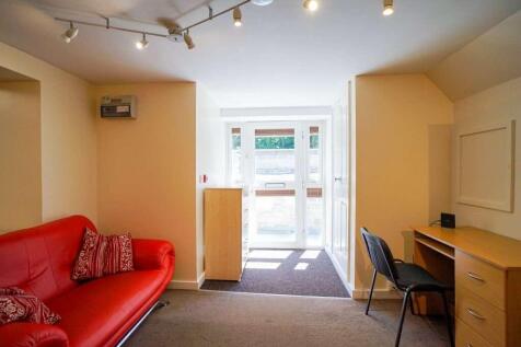 Flat_8_2_Harcourt_Road