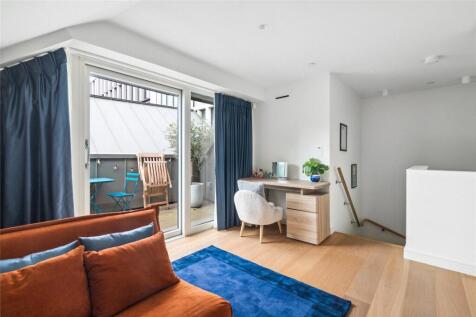 Bedroom/Office