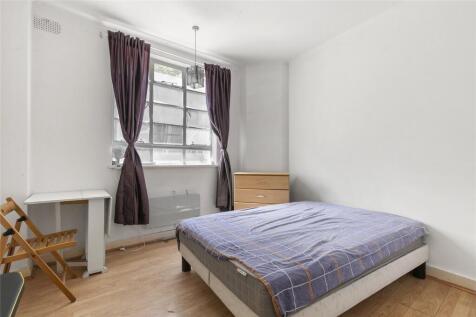 Reception/Bedroom