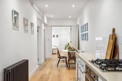 Dining/Kitchen