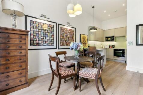 Reception/Kitchen