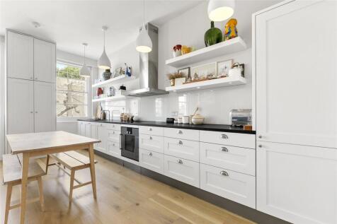 Reception/Kitchen